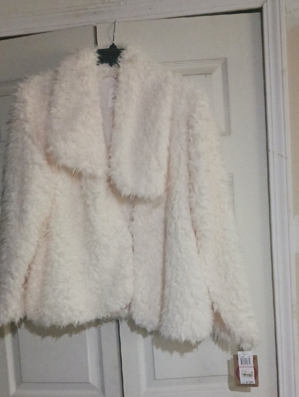 Women's Faux Fur Jacket - Cream